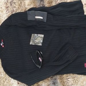 Ozoc Sport Limited Cool Looking Acrylic Black Sweater w/arm pocket + bonus